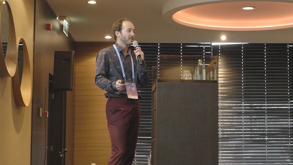 Dorian Luijkx tijdens PGT-symposium