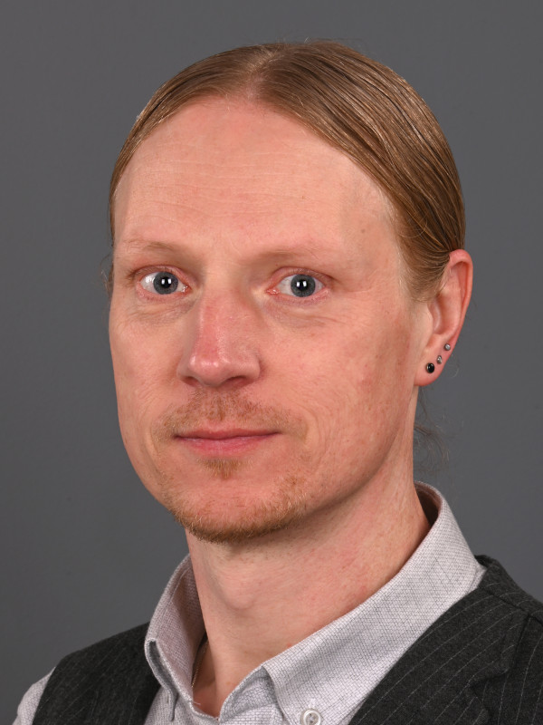 Dr. Stijn Ghesquiere