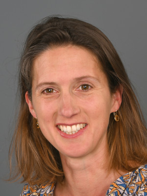 Dr. Laura Steinbusch