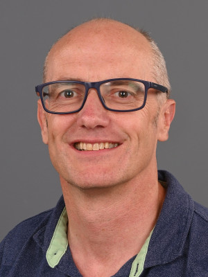 Dr. Arthur van den Wijngaard