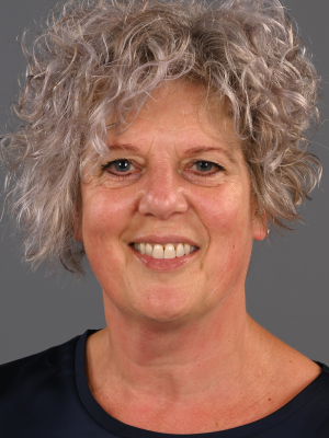 Dr. Edith Coonen